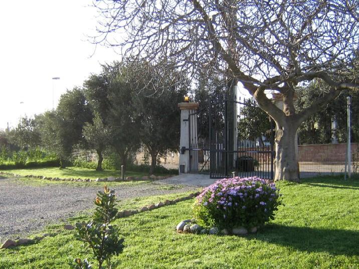 Villetta Bouganvillea SantʼAnna Arresi Eksteriør bilde